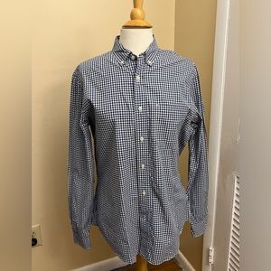 Club Monaco men’s button down long sleeve shirt